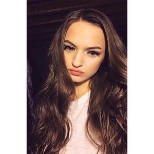 Meet your Posher, Trina